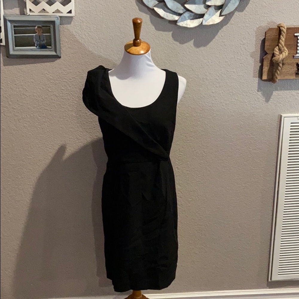 Ann Taylor LOFT little black dress size 4P